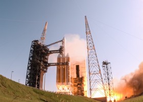 DeltaIVHeavy-0516-2
