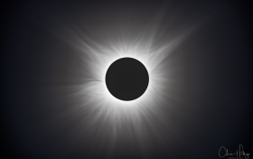 Eclipse_2024_Coroana