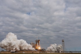 STS-134 Mounds Remote
