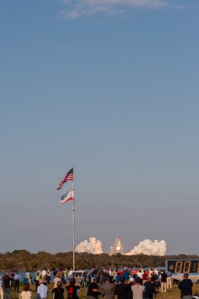 STS-133-0032