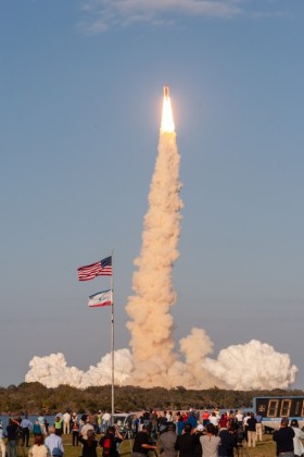 STS-133-0046