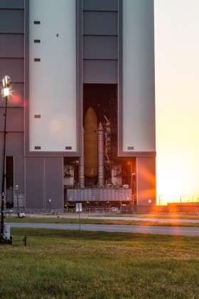 STS-133-9725