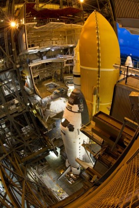 VAB/Atlantis Tour during Final Rollout