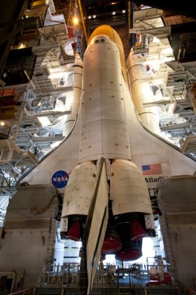 VAB/Atlantis Tour during Final Rollout