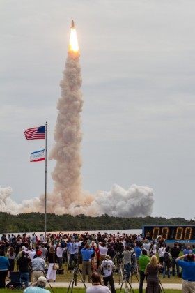 STS-135 Atlantis Final Mission Launch from The Press Site