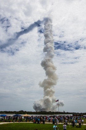 STS-135 Atlantis Final Mission Launch from The Press Site