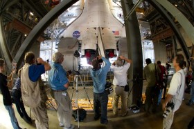 VAB/Atlantis Tour during Final Rollout