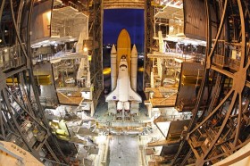VAB/Atlantis Tour during Final Rollout